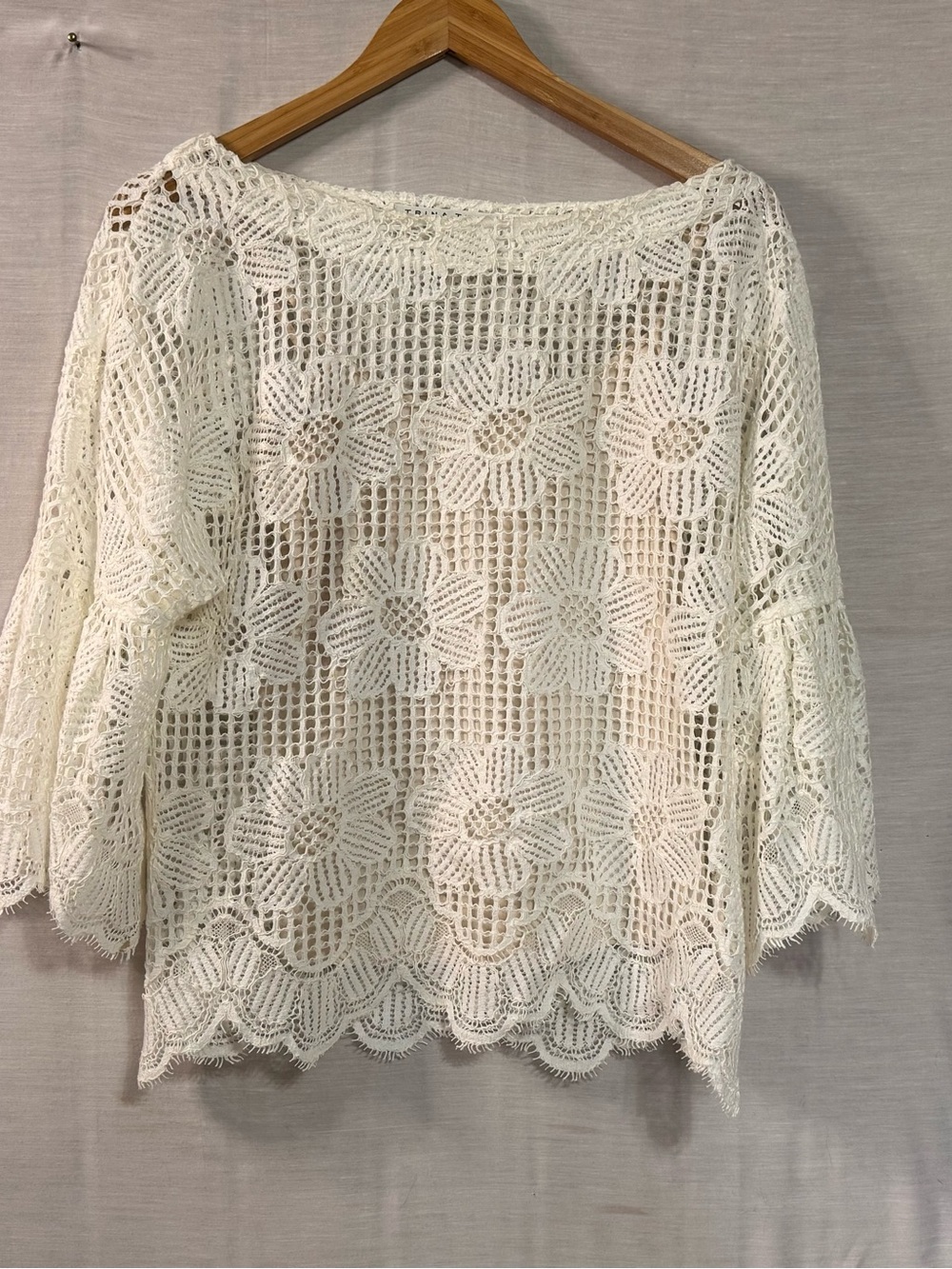 Trina Turk Ivory Floral Lace Top Nude Tank Lining Size M